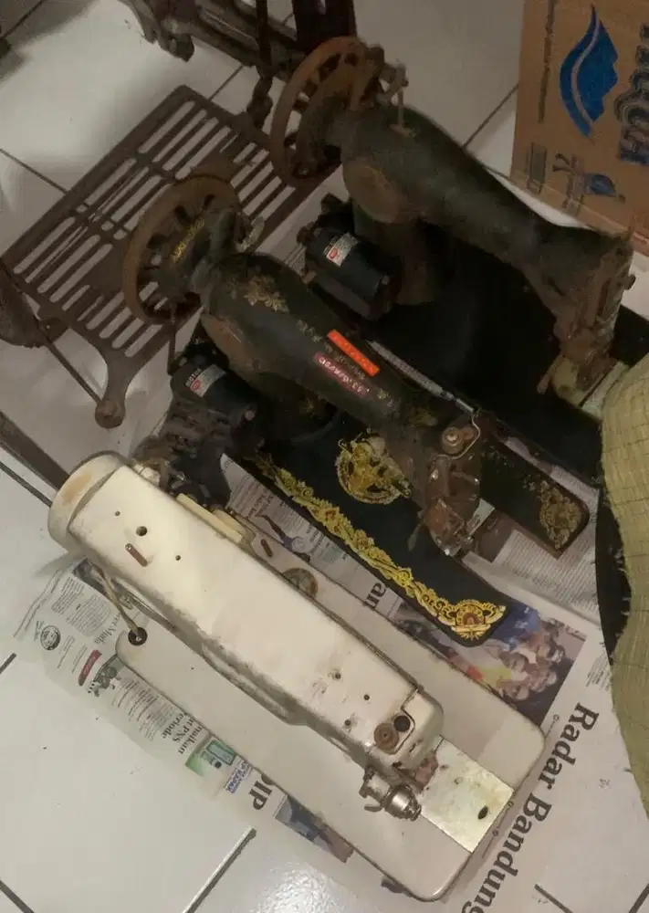 Jual 1mesin obras & 3 mesin jahit