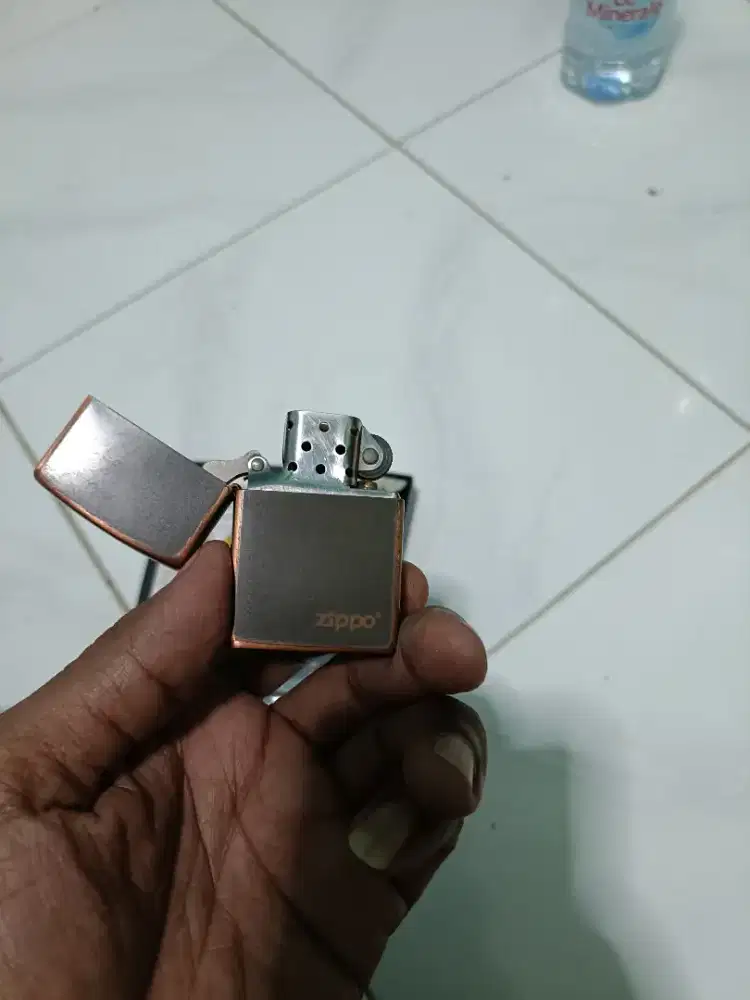 korek api zippo original