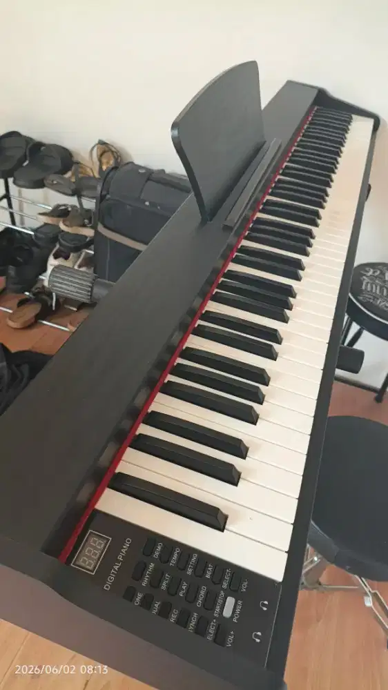 Piano digital benston
