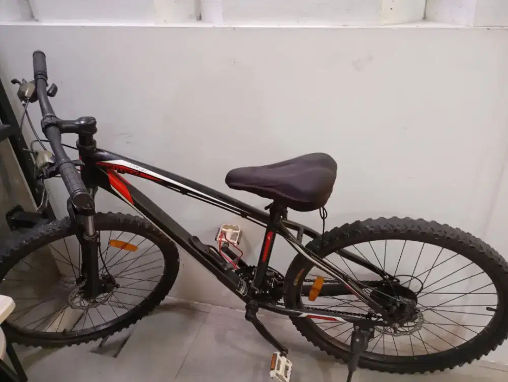 sepeda Gunung Wimcycle Model Santana Carlos