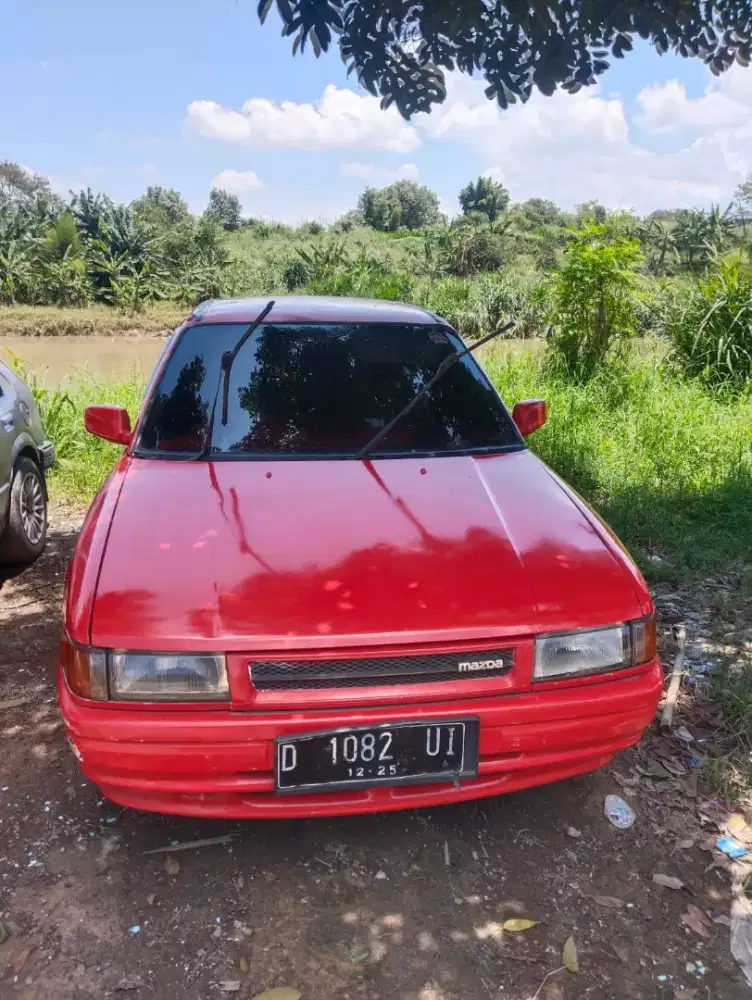 Mazda interplay 323 lengkap 1990
