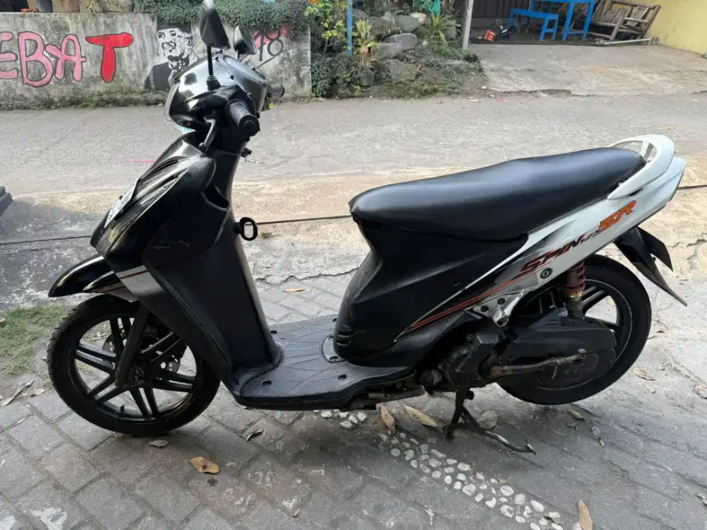 Suzuki spin THN 2009 plat AB Wonosari