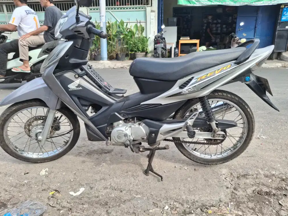 Revo asli ori bawaan motor full original