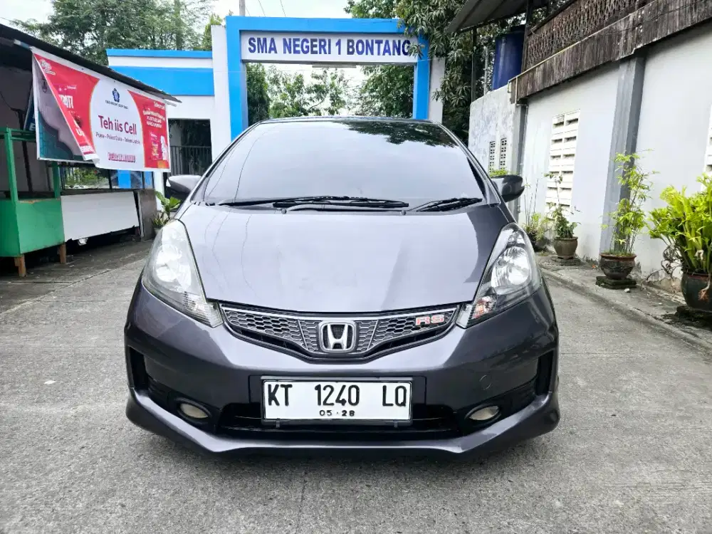 HONDA JAZZ RS MATIC TAHUN 2013 ( TIPE TERTINGGI )