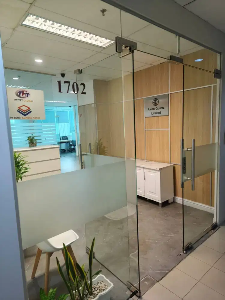 Ruang Kantor - Lokasi Strategis Jakarta - 8.4 M