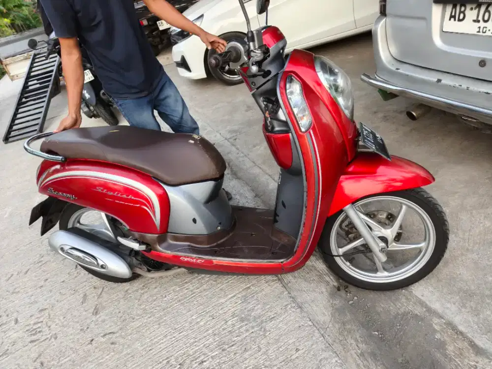 Scoopy THN 2016 plat AB Bantul