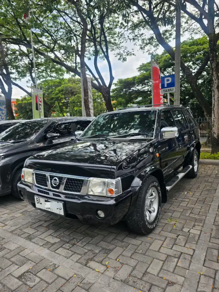 Nissan Terrano Tahun 2005