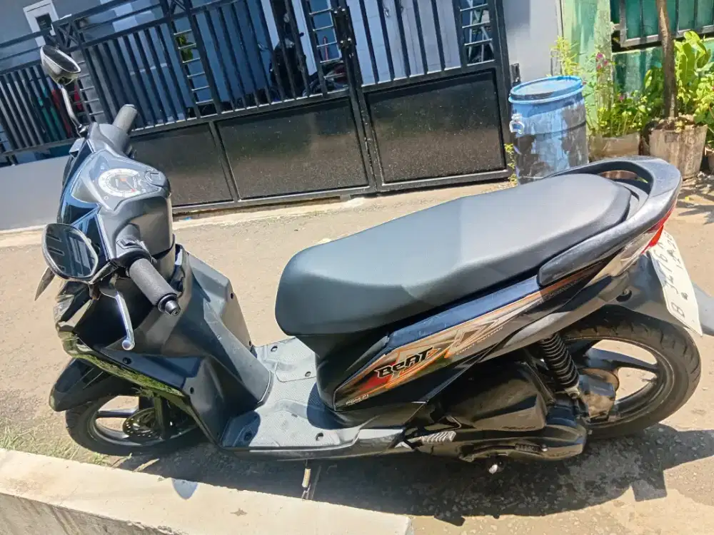 Dijual Honda beat 2013