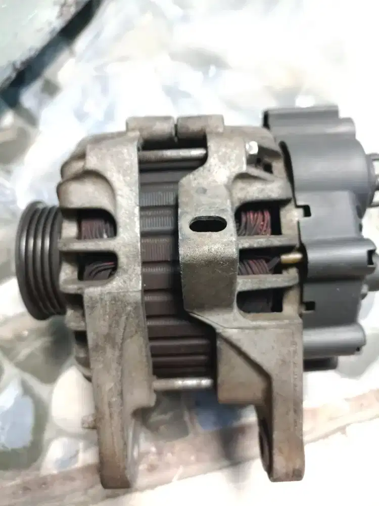 Alternator dinamo kia pride rio