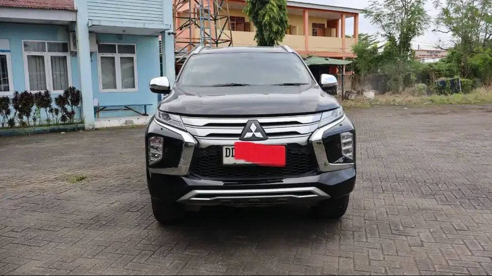 New Pajero Sport 2,4 L Dakkar 4x2 8AT tahun 2023