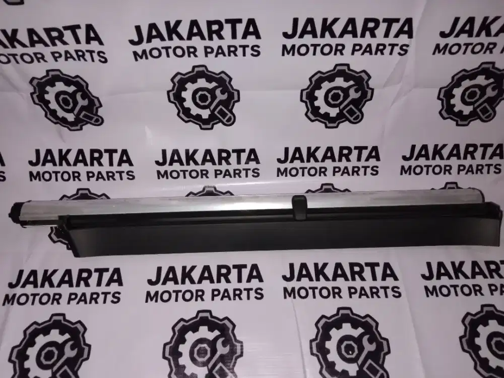 Hordeng tirai kaca Quarter / spakboard belakang kanan Alphard vellfire