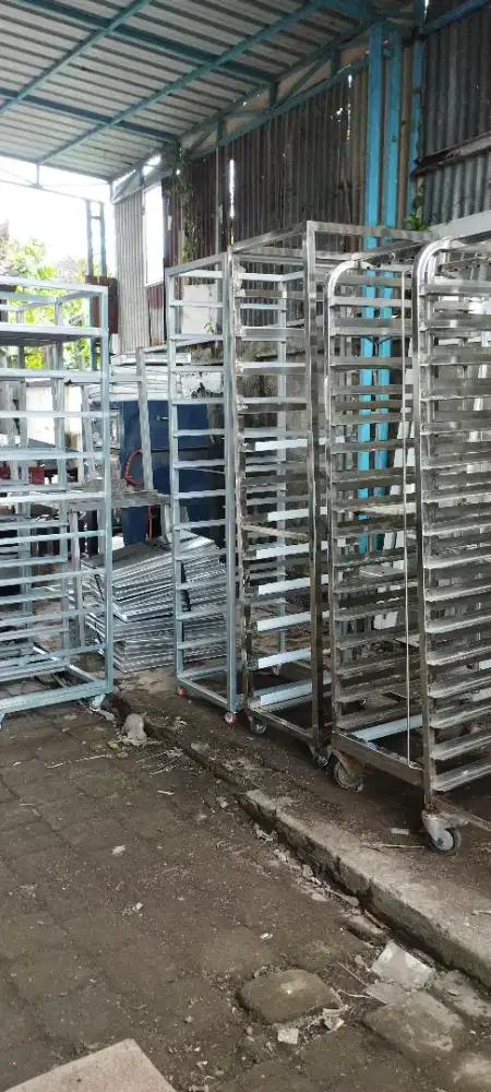 Mesin pengaduk roti Donat kerupuk  pakan ternak