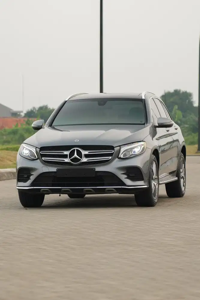 Mercedes Benz GLC200 AMG 2018