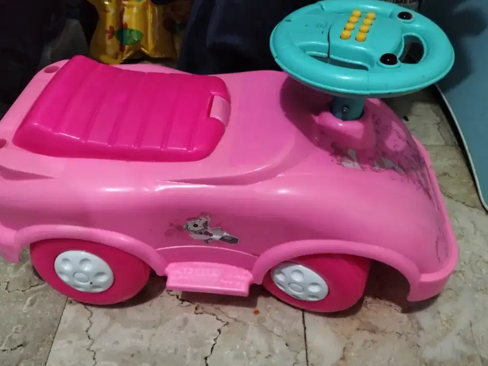 Mobil mobilan mainan anak murah