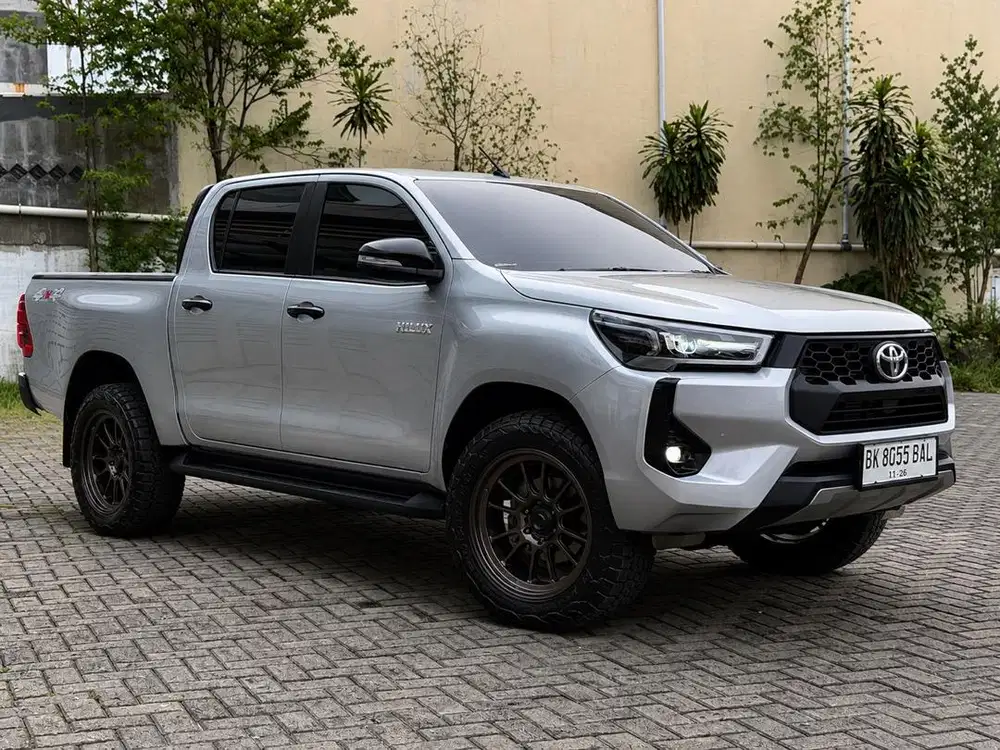 TOYOTA HILUX DC 2.4 V 4x4 FACELIFT AT 2025
