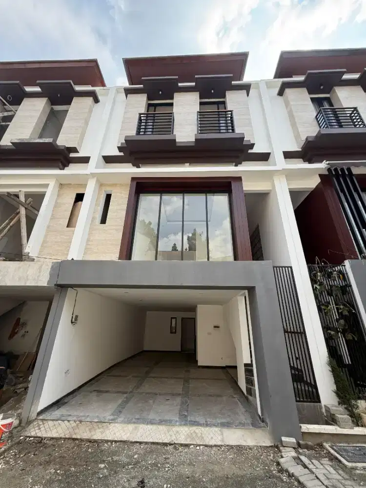 Jual Rumah Mewah di Kawasan Elit Kemang Jakarta Selatan
