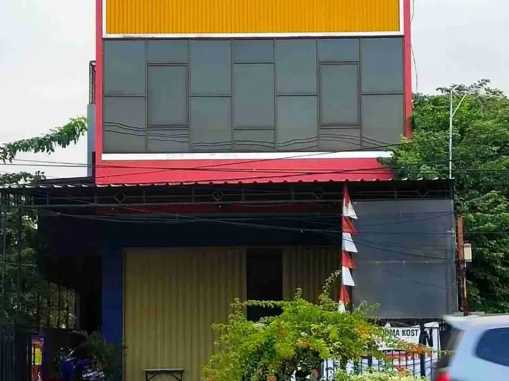 ruko + kost 9 kamar di jalan ahmad yani karawang lokasi strategis