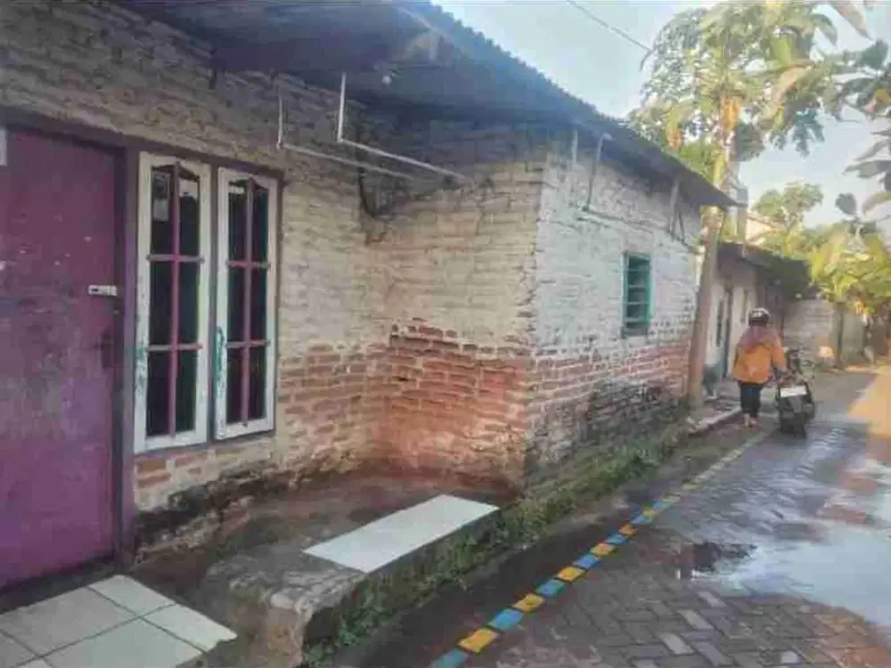 Rumah siap huni luas 206 m2 harga 500 juta di Gilang, Taman, Sidoarjo