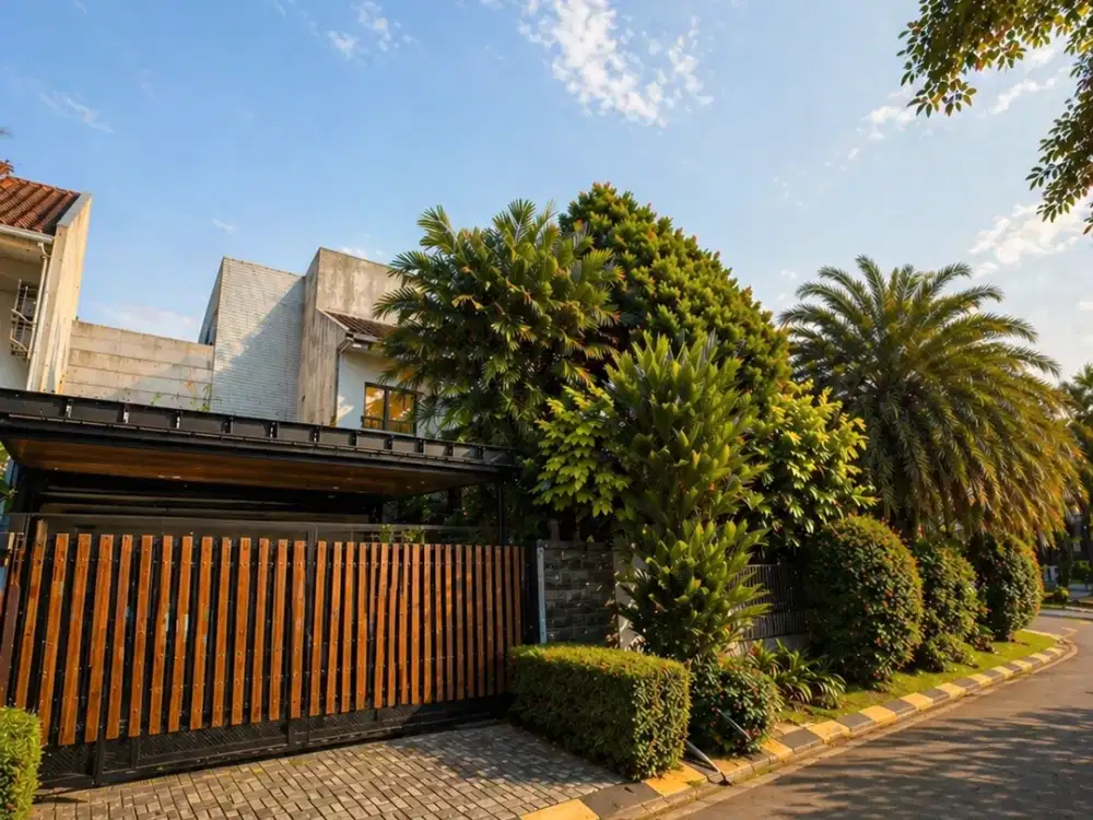 Rumah Bangunan Mandiri Hoek Private Pool Puspita Loka BSD