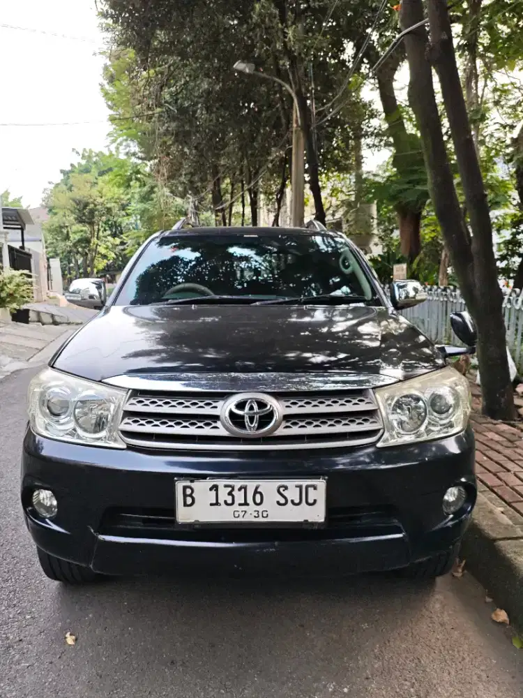 Toyota Fortuner 2010 Diesel