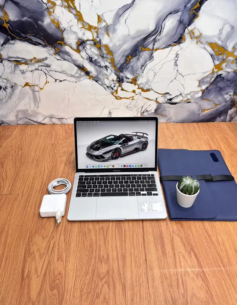 MacBook pro Retina 13 2020 i5-16-512