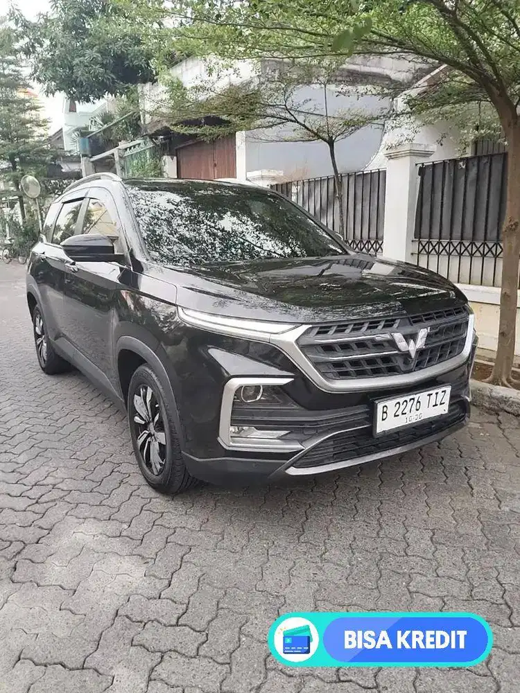 Almaz Sunroof 7 Seat
