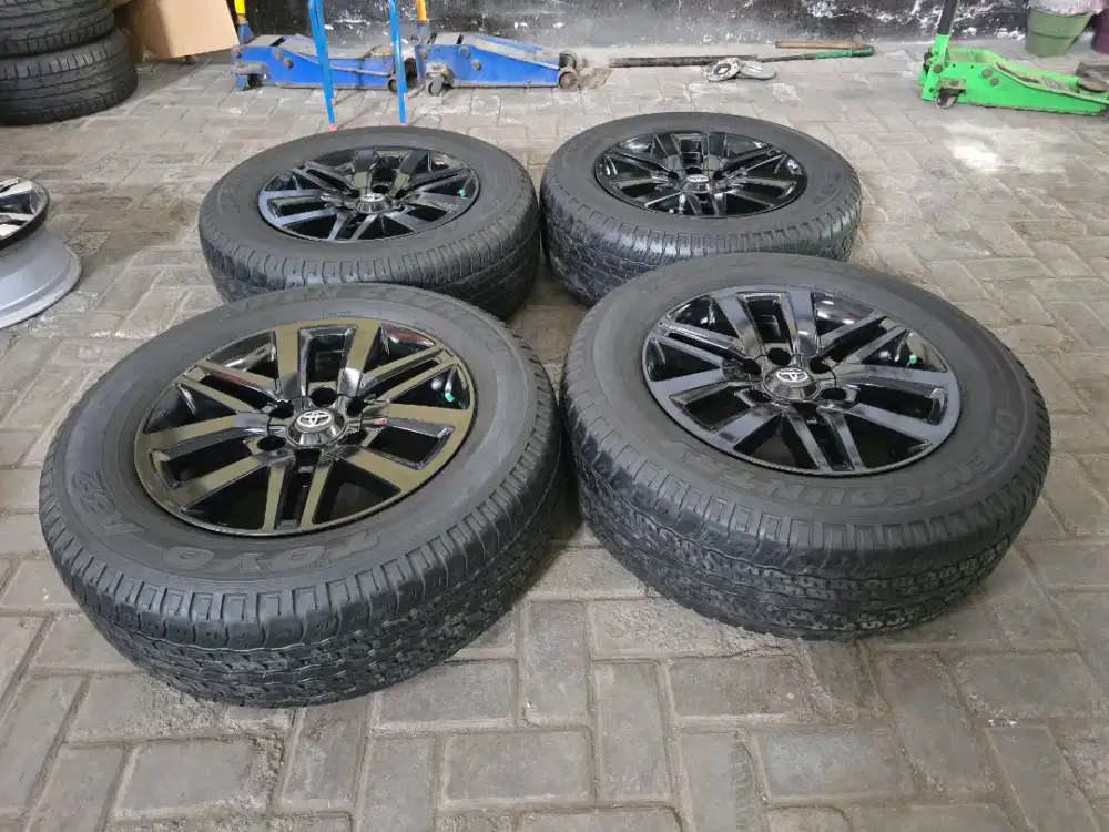 Velg Ban 90% Ori Fortuner GRSPORT R18 Hilux Everest Ranger Trailblazer