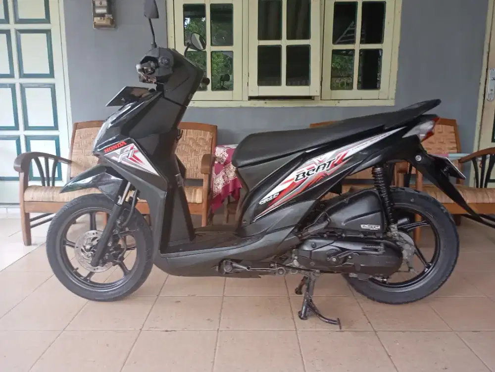 Jual honda beat orisinil mulus th 2016 plat AB BANTUL