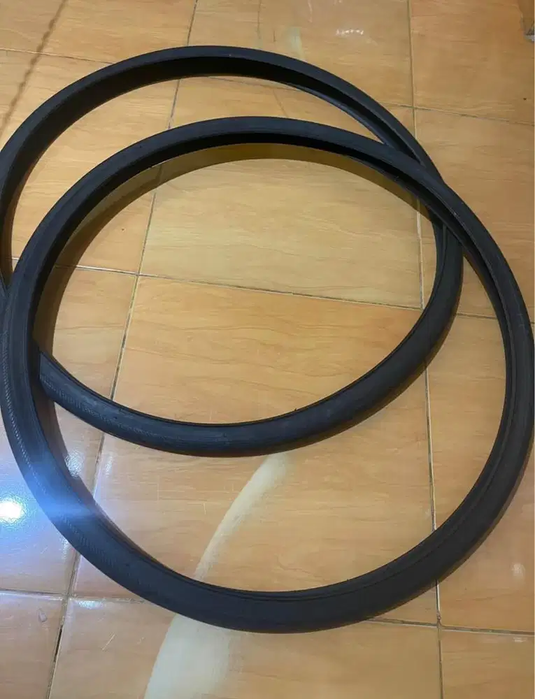 Ban Sepeda Roadbike