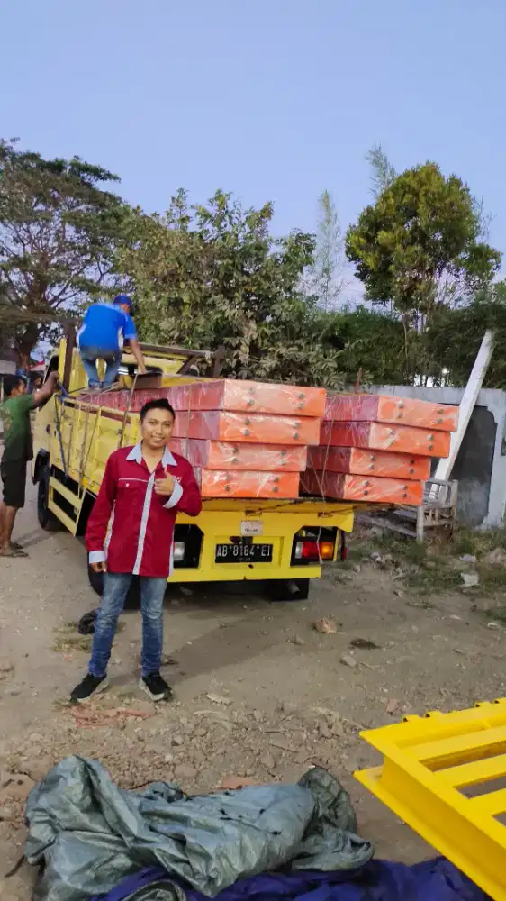 Hidrolik mobil kapasitas 4ton
