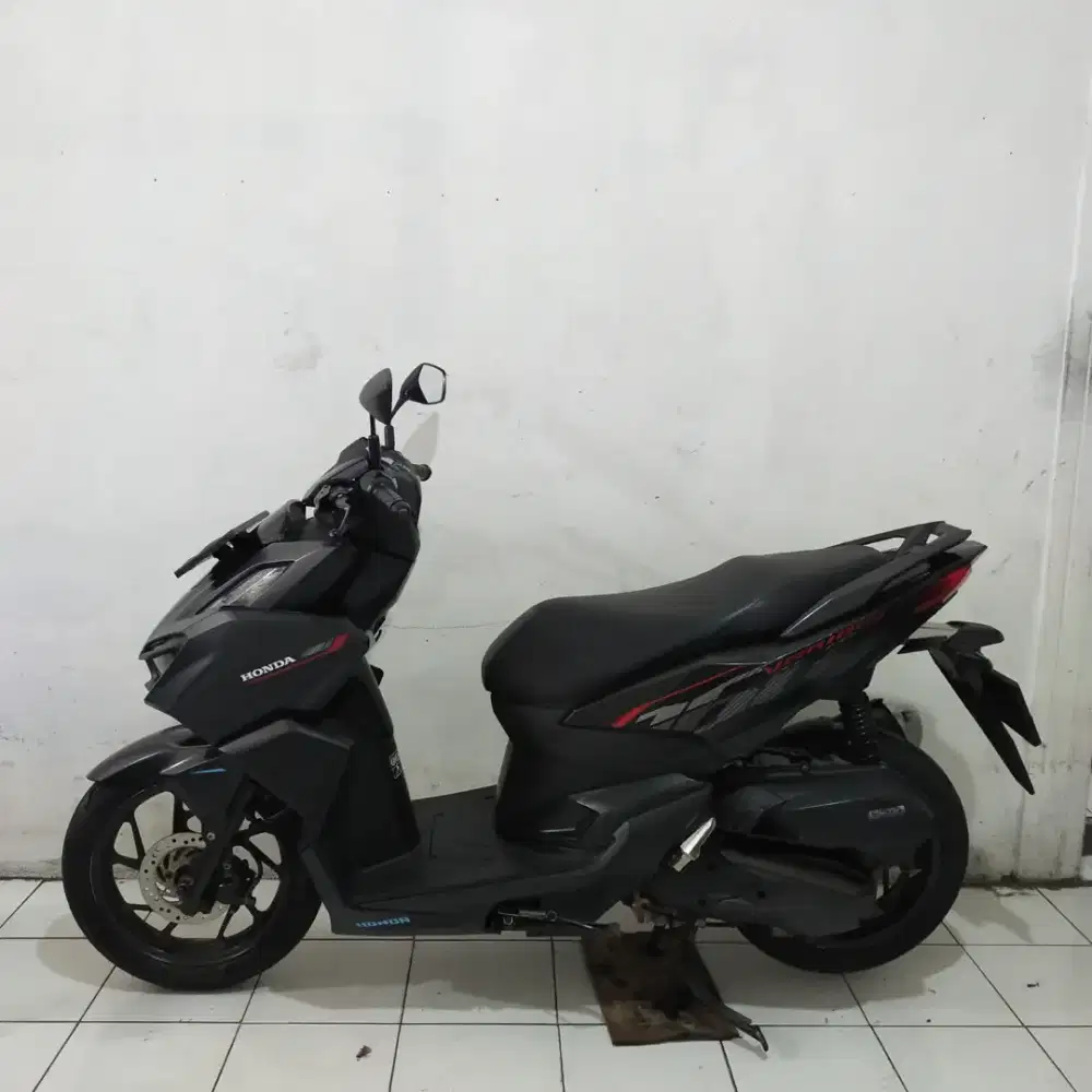 Honda Vario 160 Non ABS 2023 Bagus lengkap Mesin Cakep