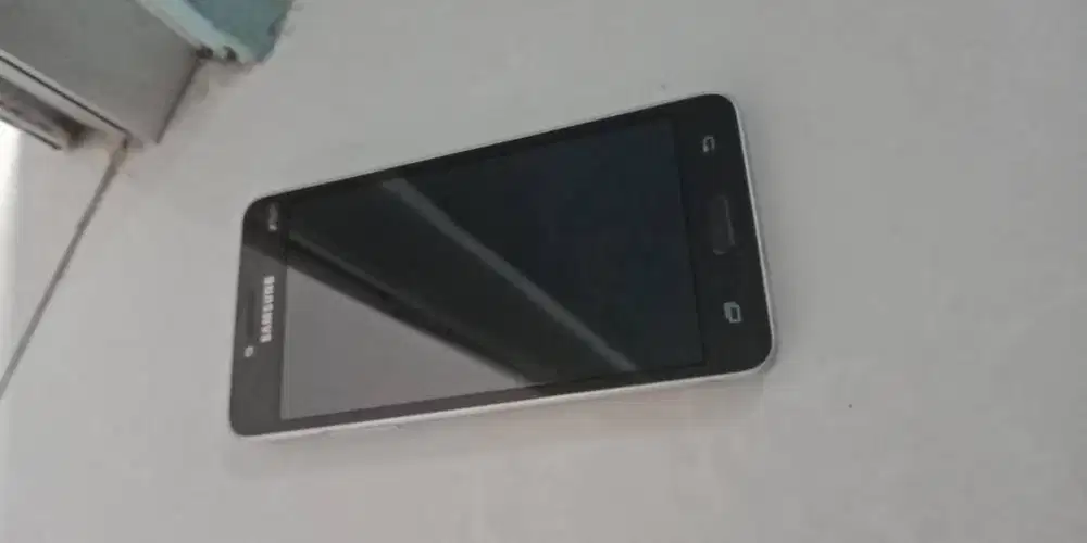 Samsung J2 prime BEKAS