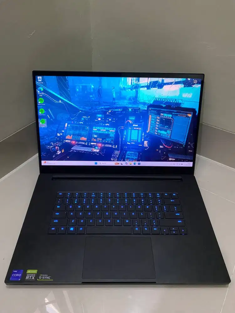 Jual Razerblade 17 core i9 gen 11 Rtx 3080 16gb Ram 32 GB SSD 1 TB