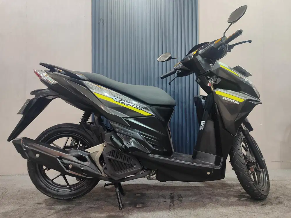 Vario 125 CBS 2015 istimewa mulus terawat siap pakai...