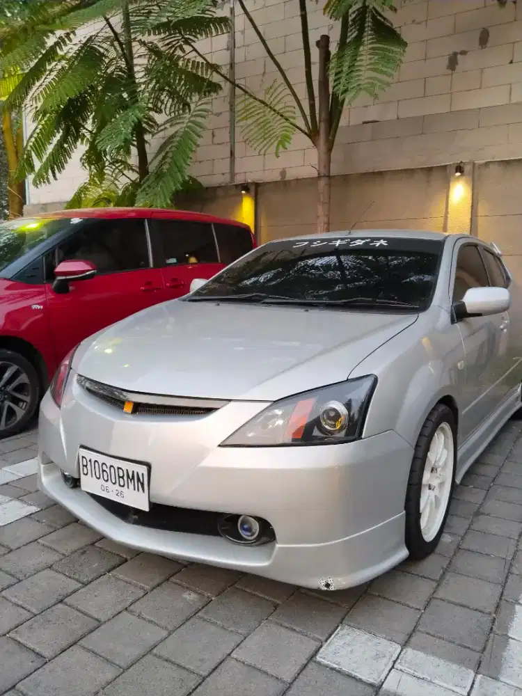 2003 toyota will vs