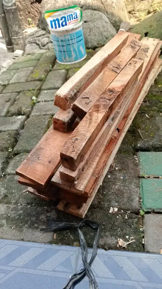Pallet kayu bekas packing ac