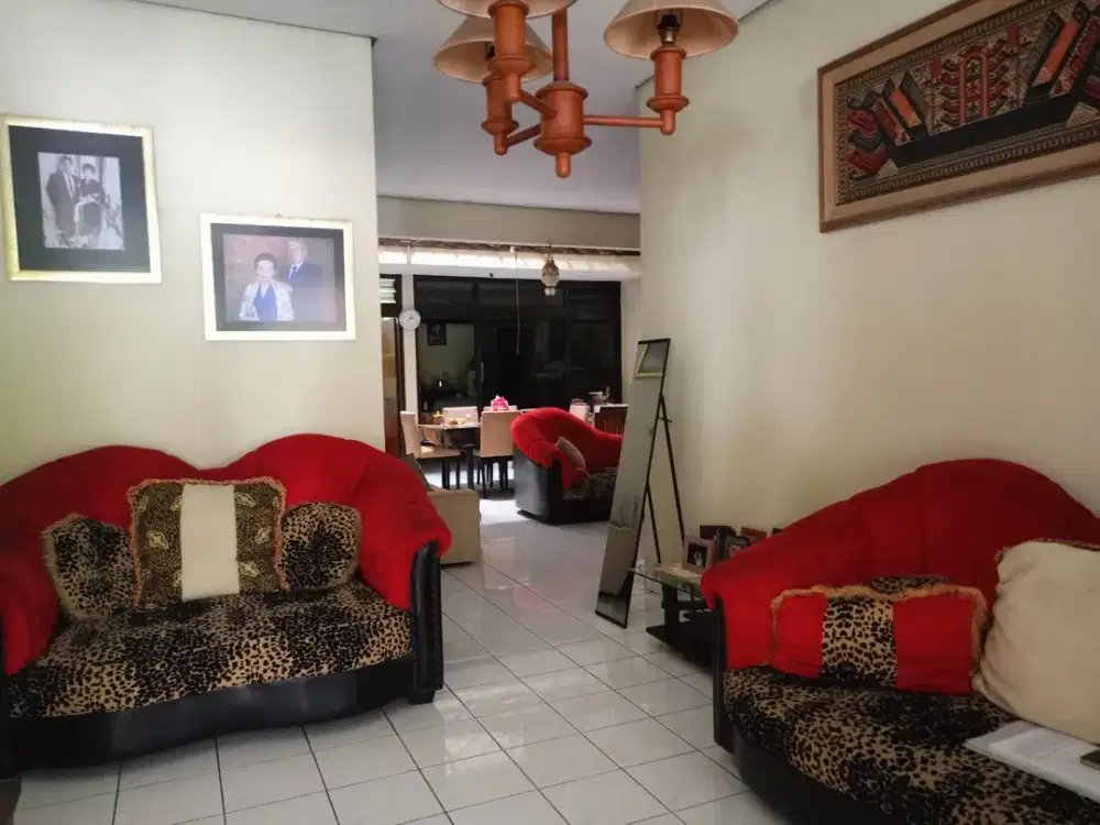 Rumah Bagus dan Strategis di Cilandak Barat Jakarta Selatan
