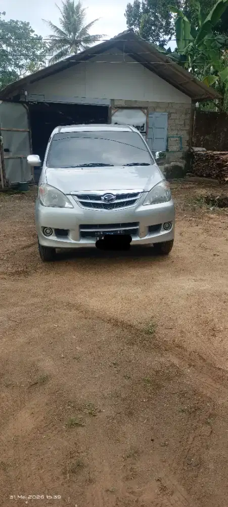 Dijual xenia 2011. Hub.087859858794