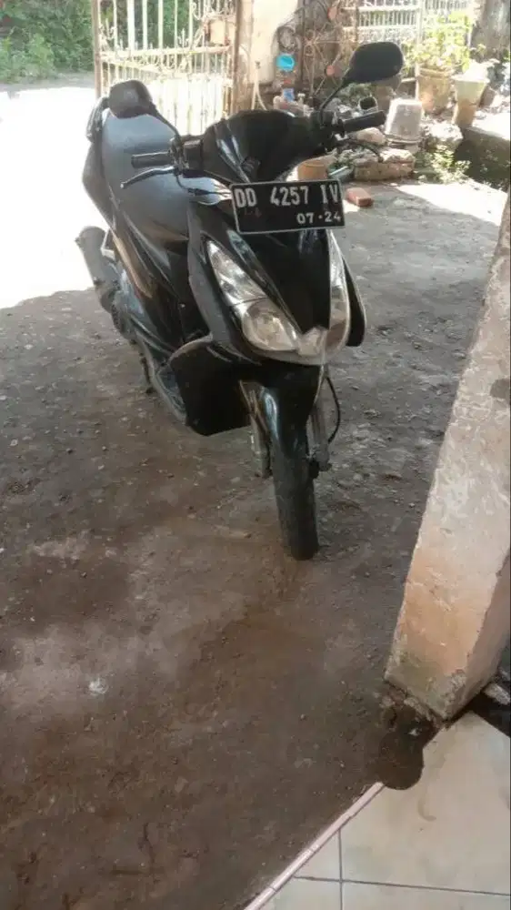 Di jual motor suzuki skydrive2009