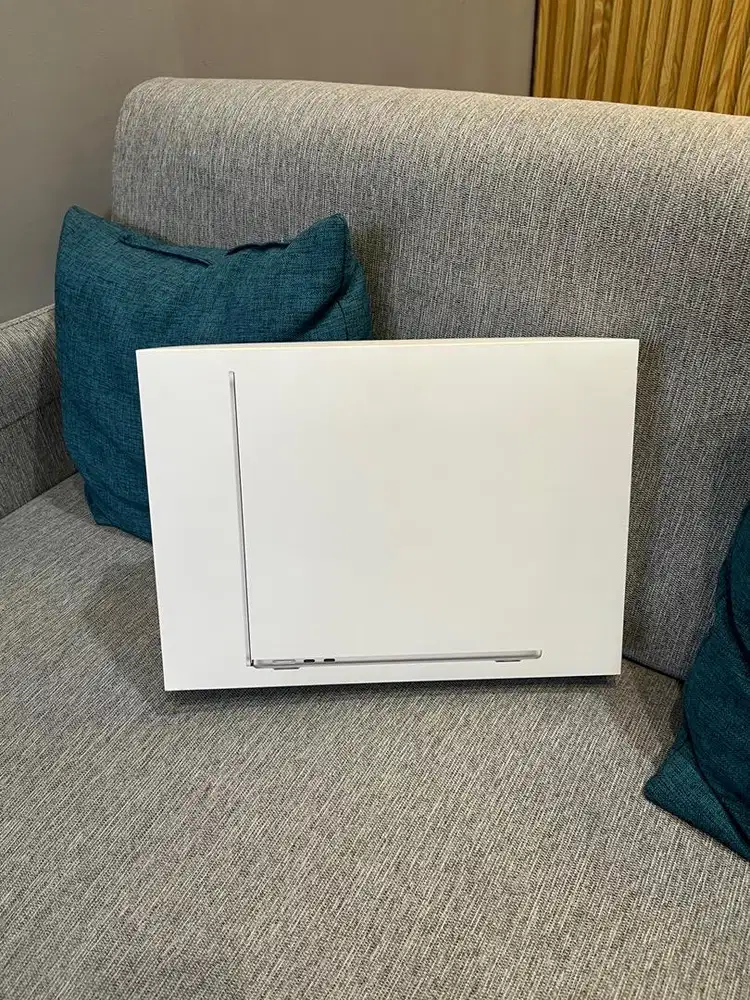 MACBOOK AIR M4 NEW SEGEL IBOX