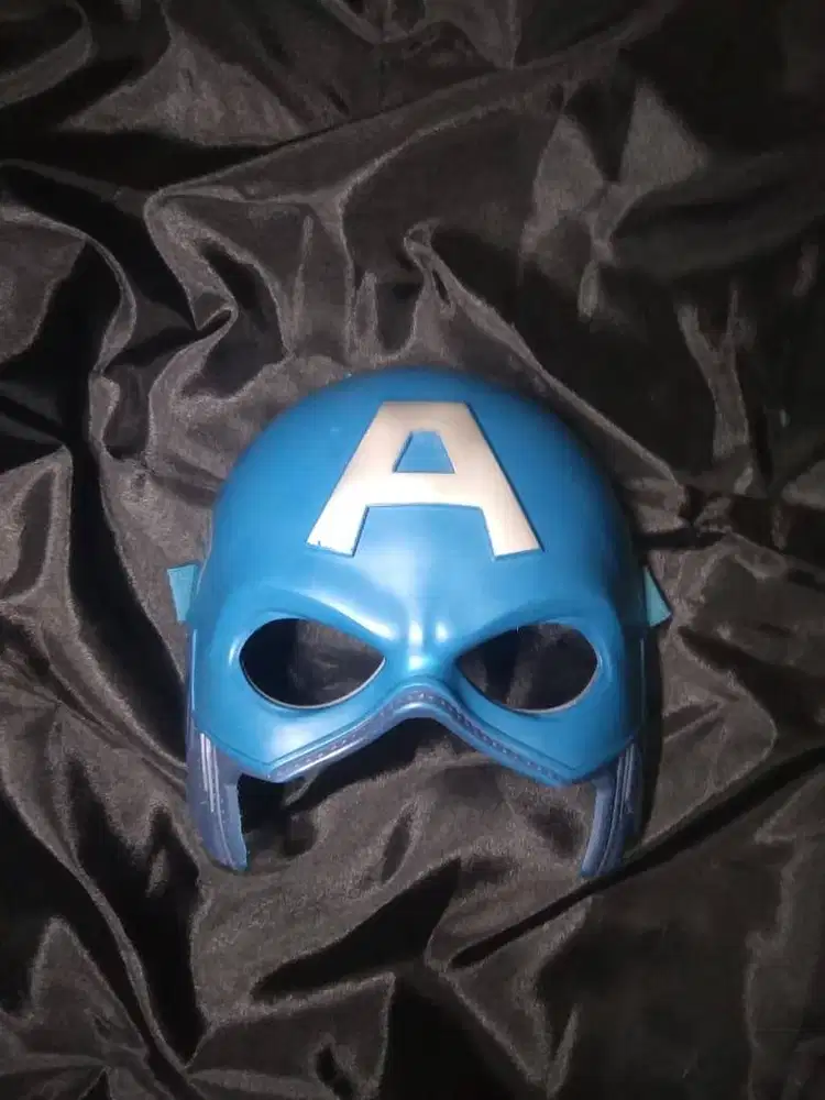 Original Hasbro - Topeng Marvel Captain America 2010