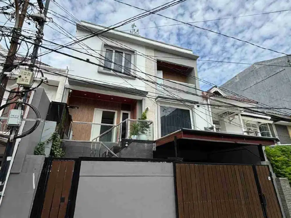 Dijual Rumah Modern Minimalis di Kelapa Gading Timur Jakarta Utara