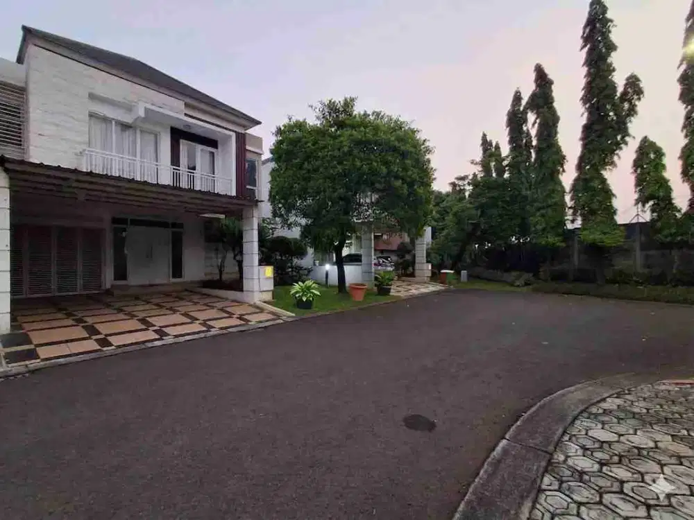 Disewakan Rumah Semi Furnish Lebar 9 Acacia Summarecon Bekasi