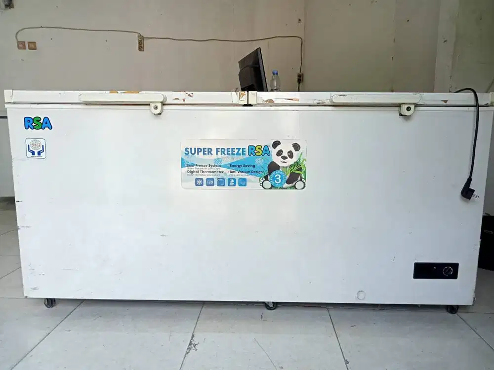 FREEZER BOX 600 LITER  RSA - CF 600