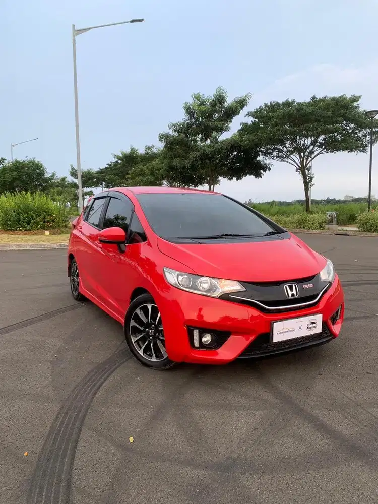 HONDA JAZZ RS 1.5 CVT 2017