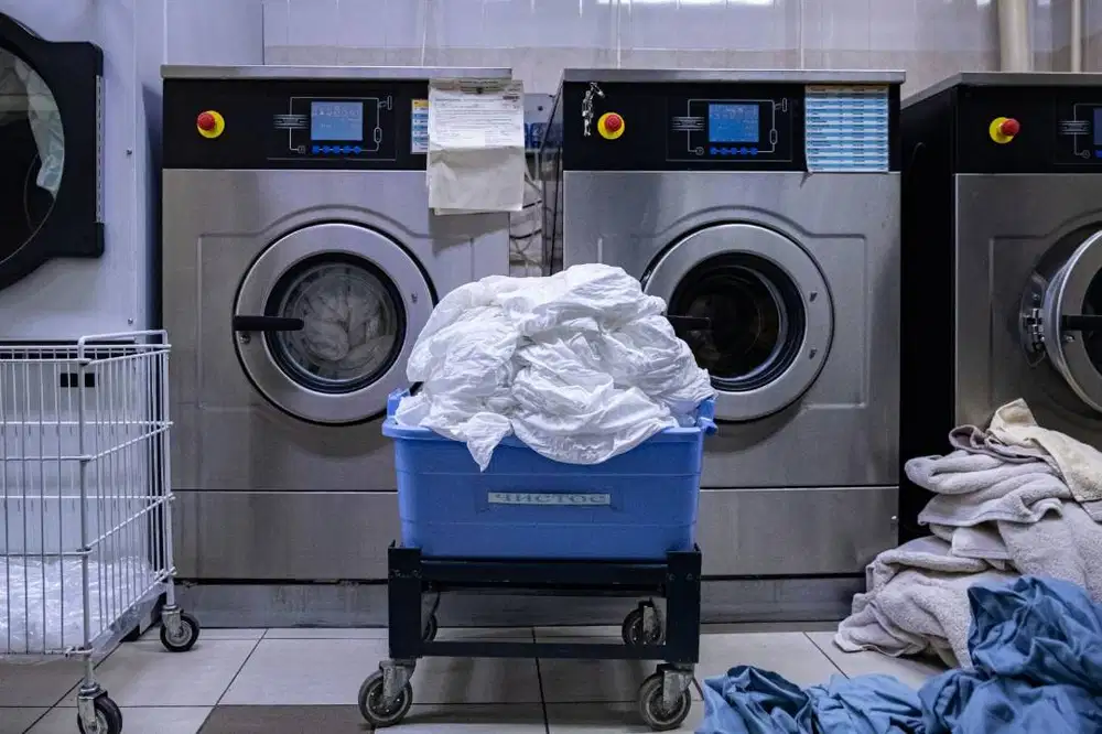 Loker Laundry Hotel bagian produksi