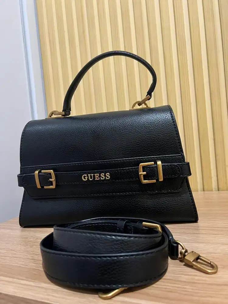 Tas guess sestri top handle