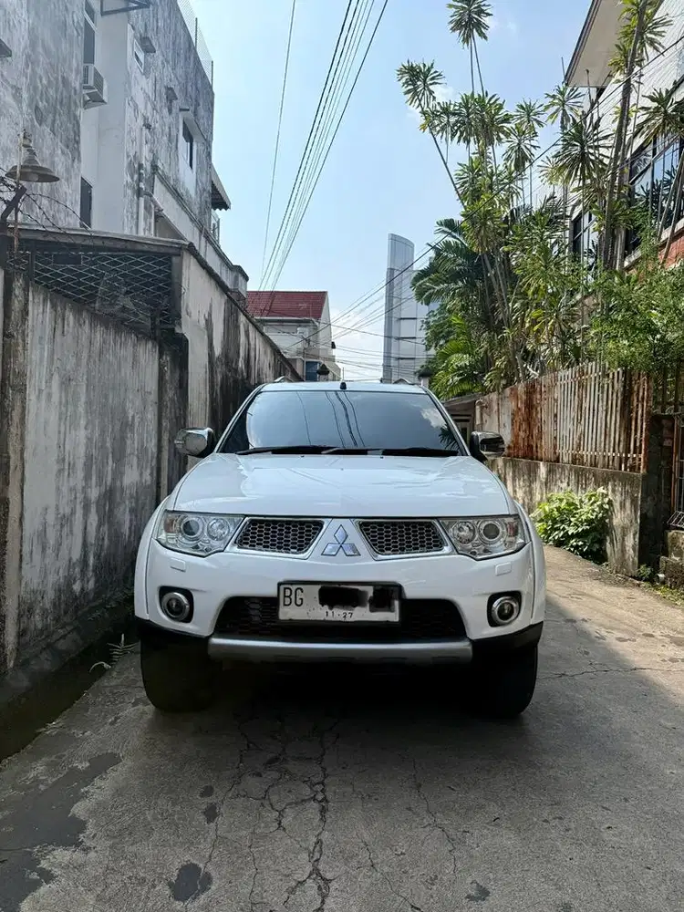 Pajero Sport Dakar 4x2 2012 AT
