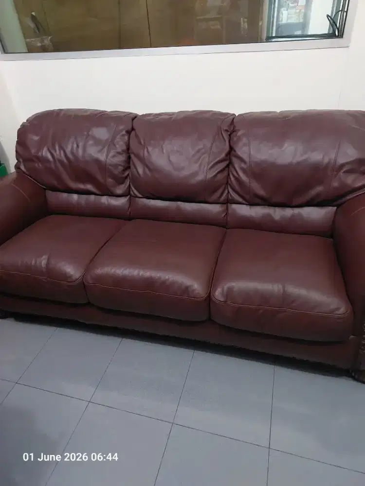 Dijual sofa coklat bekas