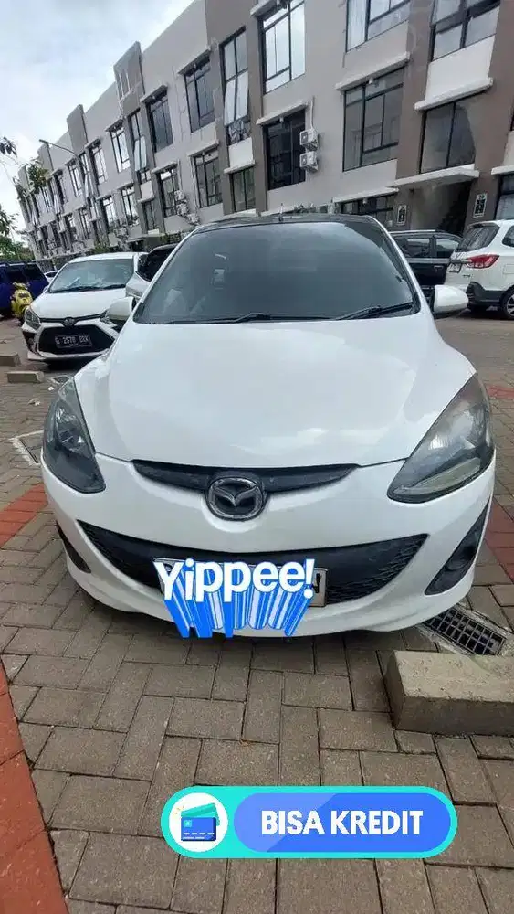 Mazda 2 2012 Bensin